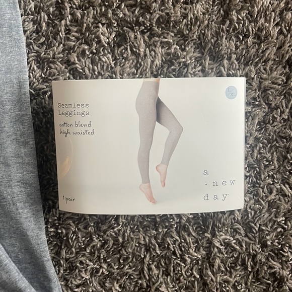 Grey Seamless Cotton Leggings - Picture 2 of 2